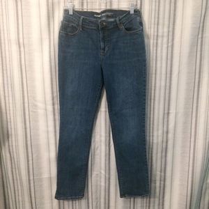 Old Navy Curvy Fit Mid-Rise Jeans Size 8